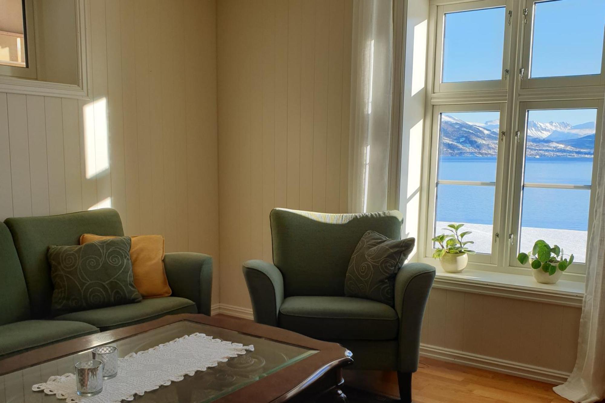 Irenegarden - Panorama Apartment Lauvstad Extérieur photo